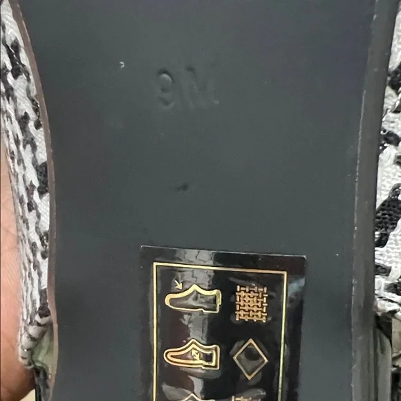 J.Renee Houndstooth Black Slingback Heels - Picture 7 of 7